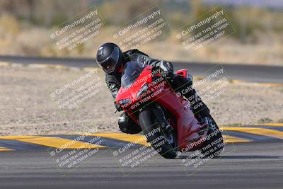 media/Dec-17-2022-SoCal Trackdays (Sat) [[224abd9271]]/Turn 7 Set 1 (1125am)/